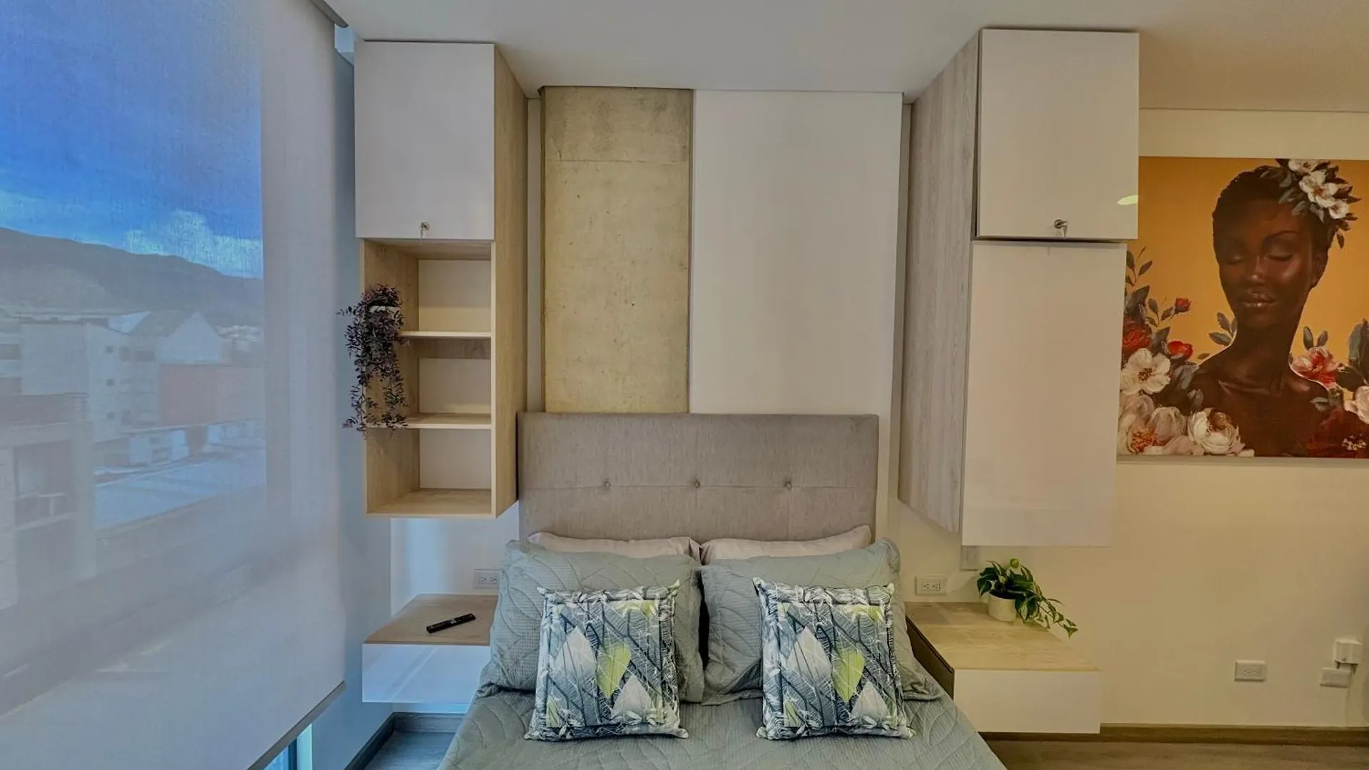 Nuevos Apartamentos En 4991 Loft Lägenhet